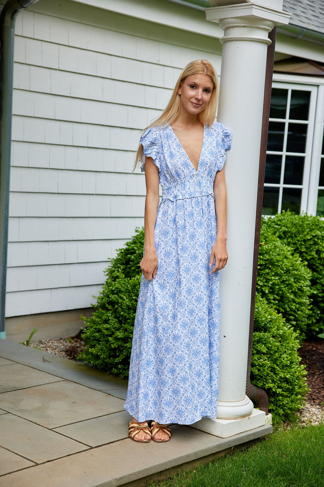 Sunburst Print V-Neck Flutter Sleeve Maxi Dress