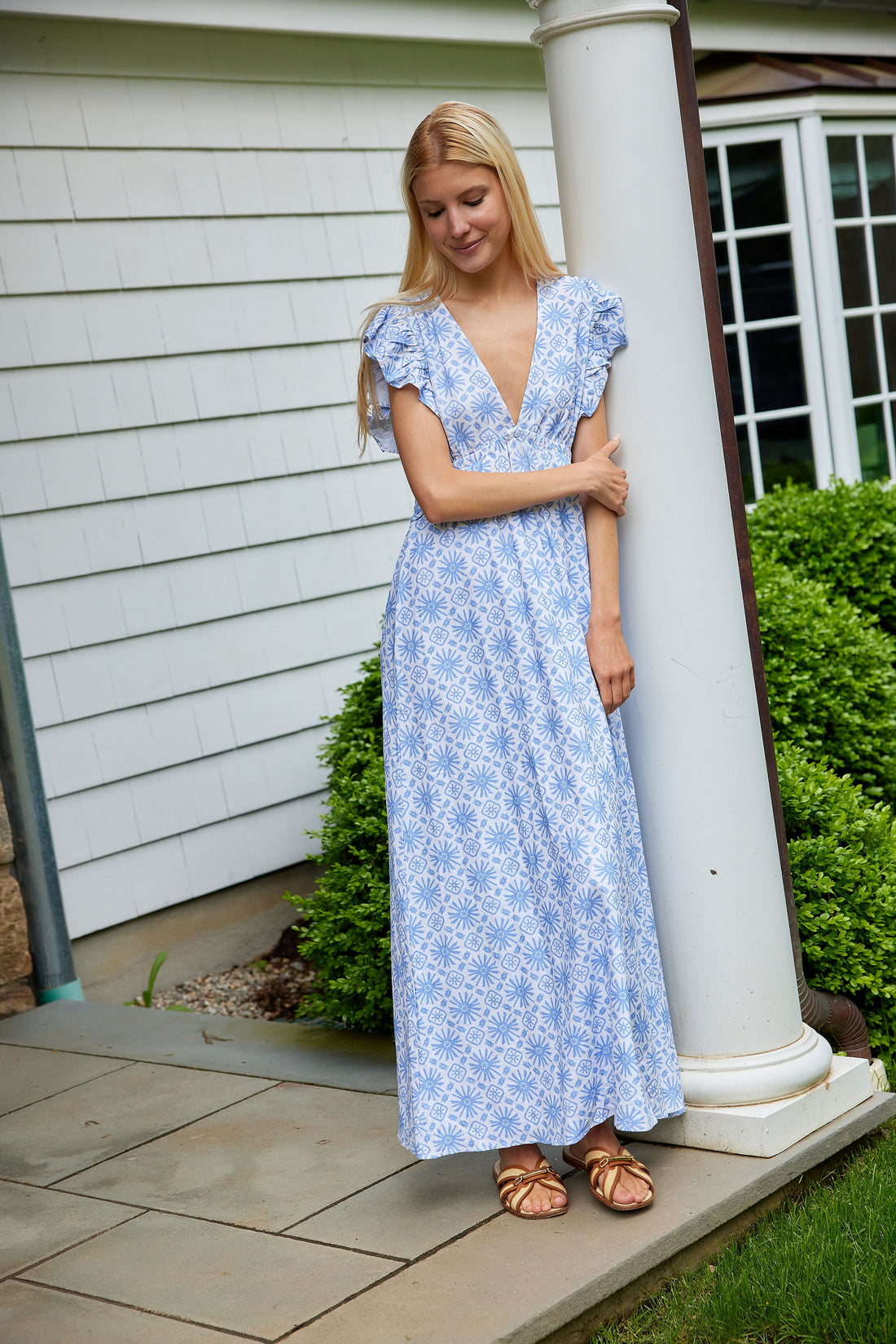 Sunburst Print V-Neck Flutter Sleeve Maxi Dress