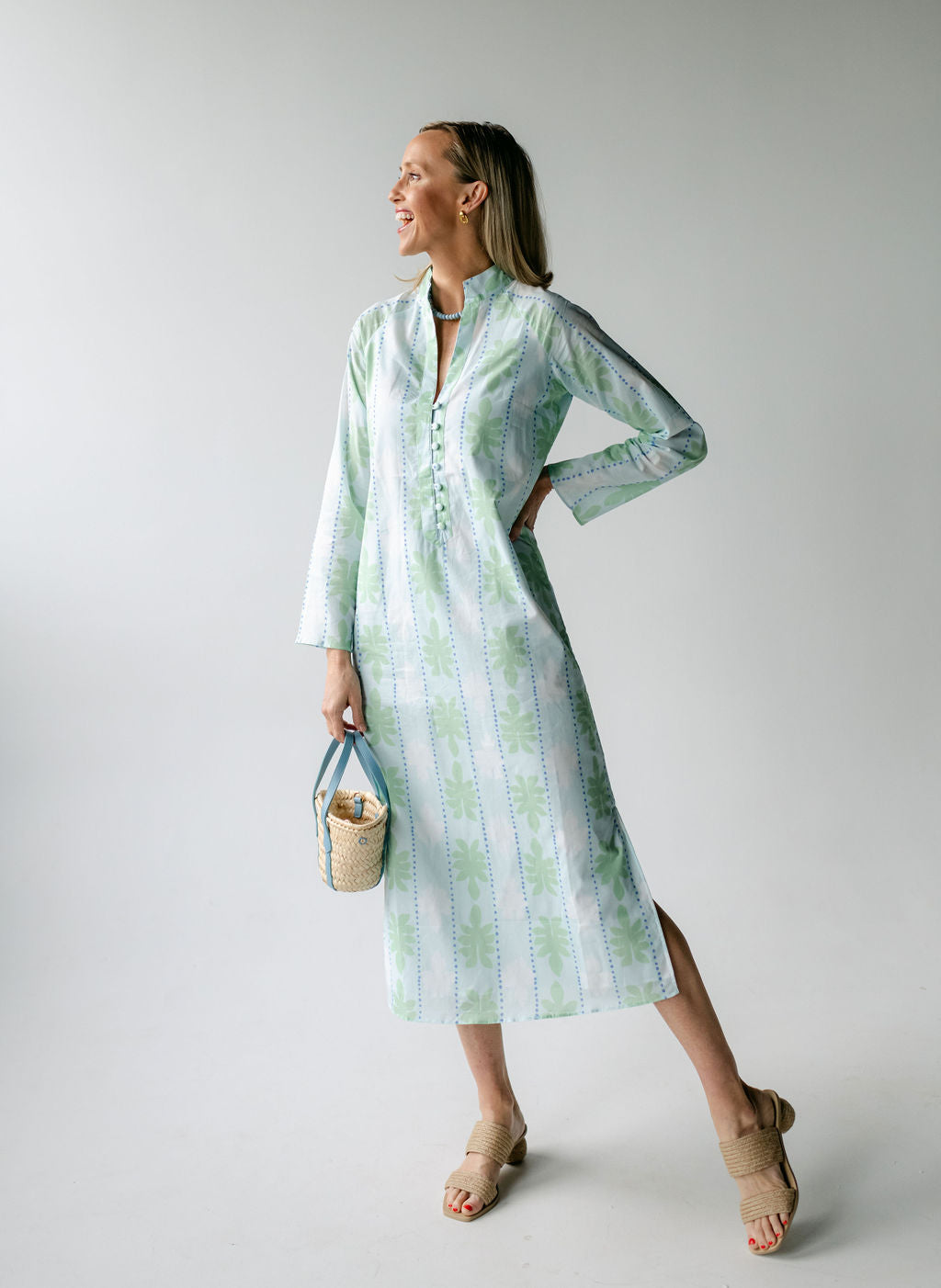 Sail outlet to sable caftan