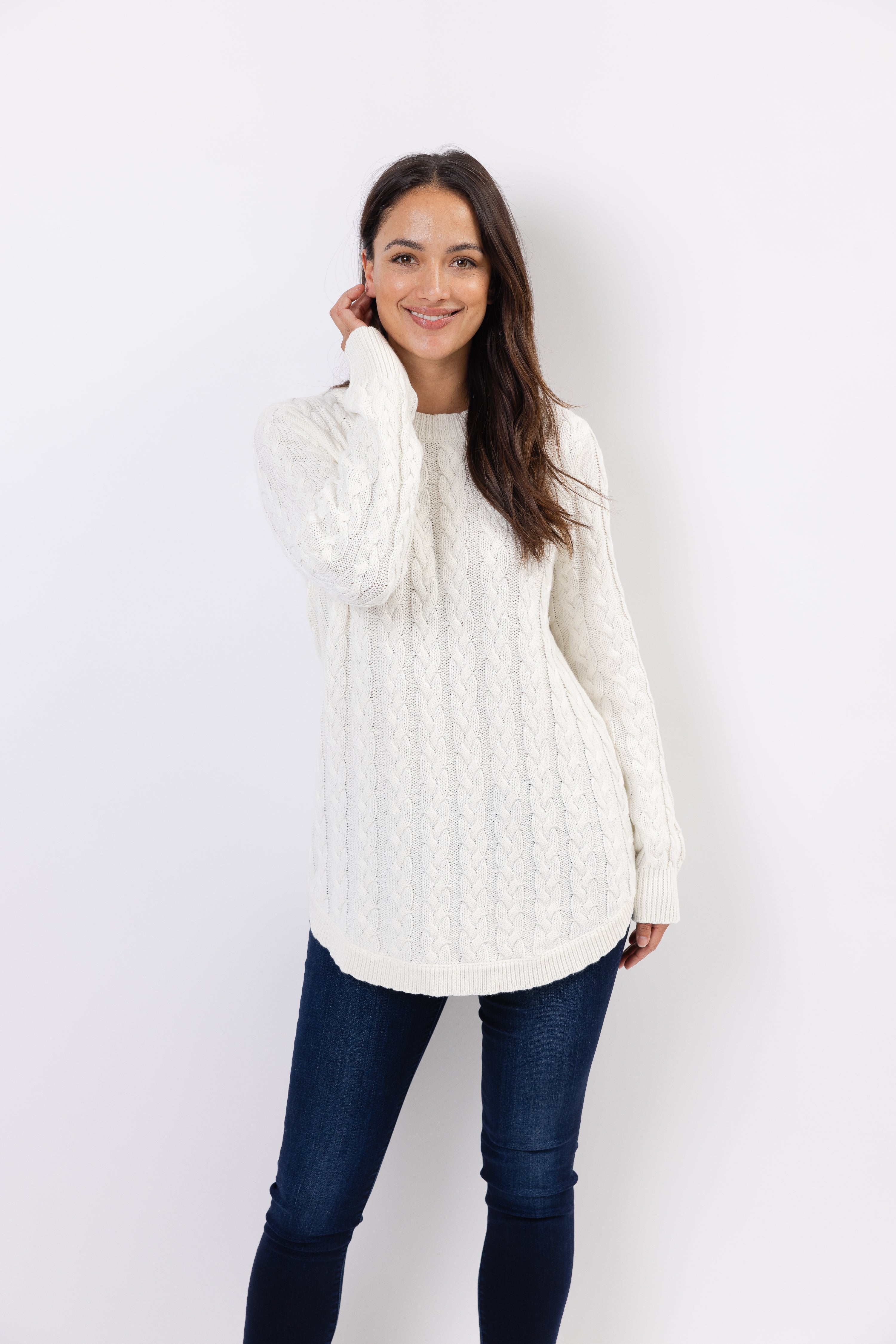 Winter White Cable Knit Round Hem Sweater – Sail to Sable