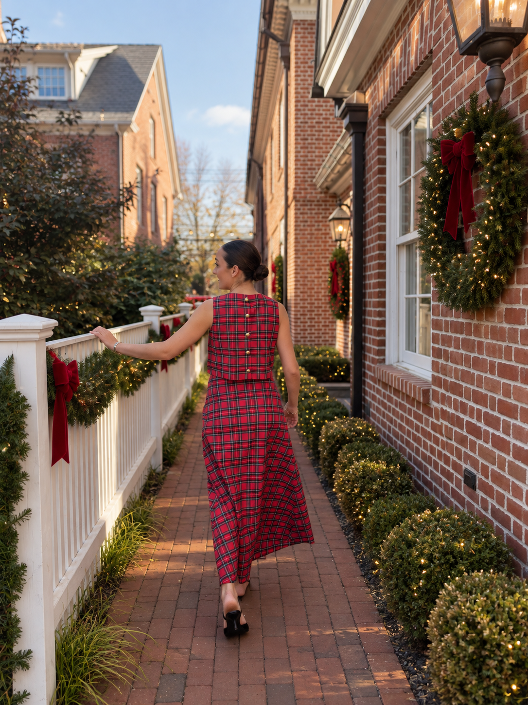 Red Plaid Sleeveless Zip Back Top