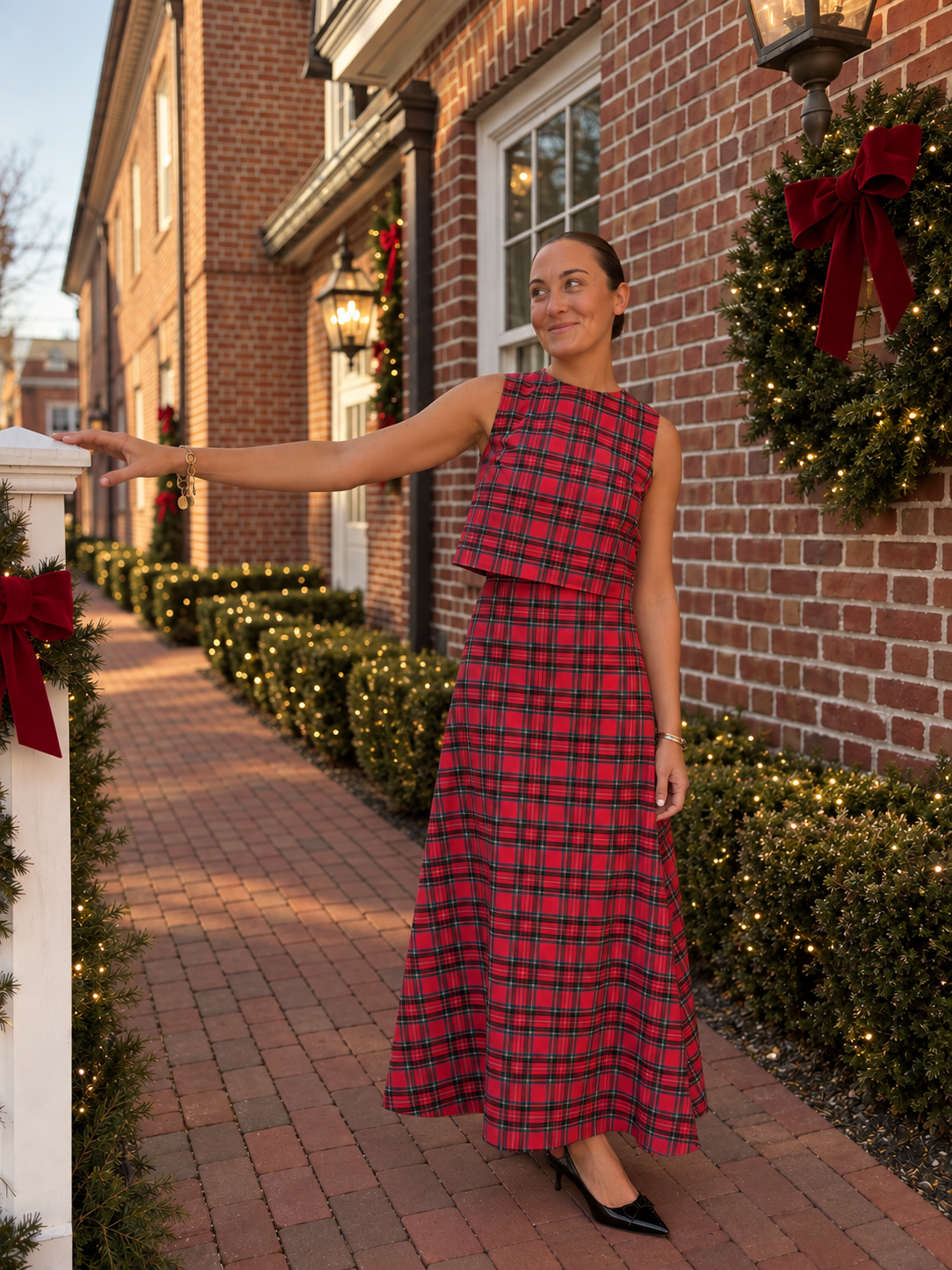 Red Plaid Sleeveless Zip Back Top