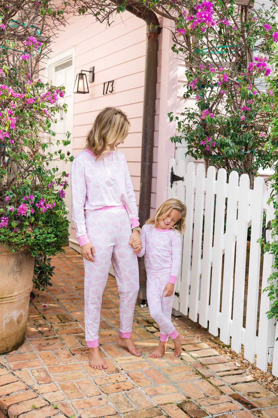 Pink Shell Print Kid's Pajamas